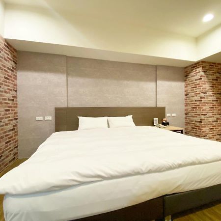 Taichung Old F Hotel Екстер'єр фото
